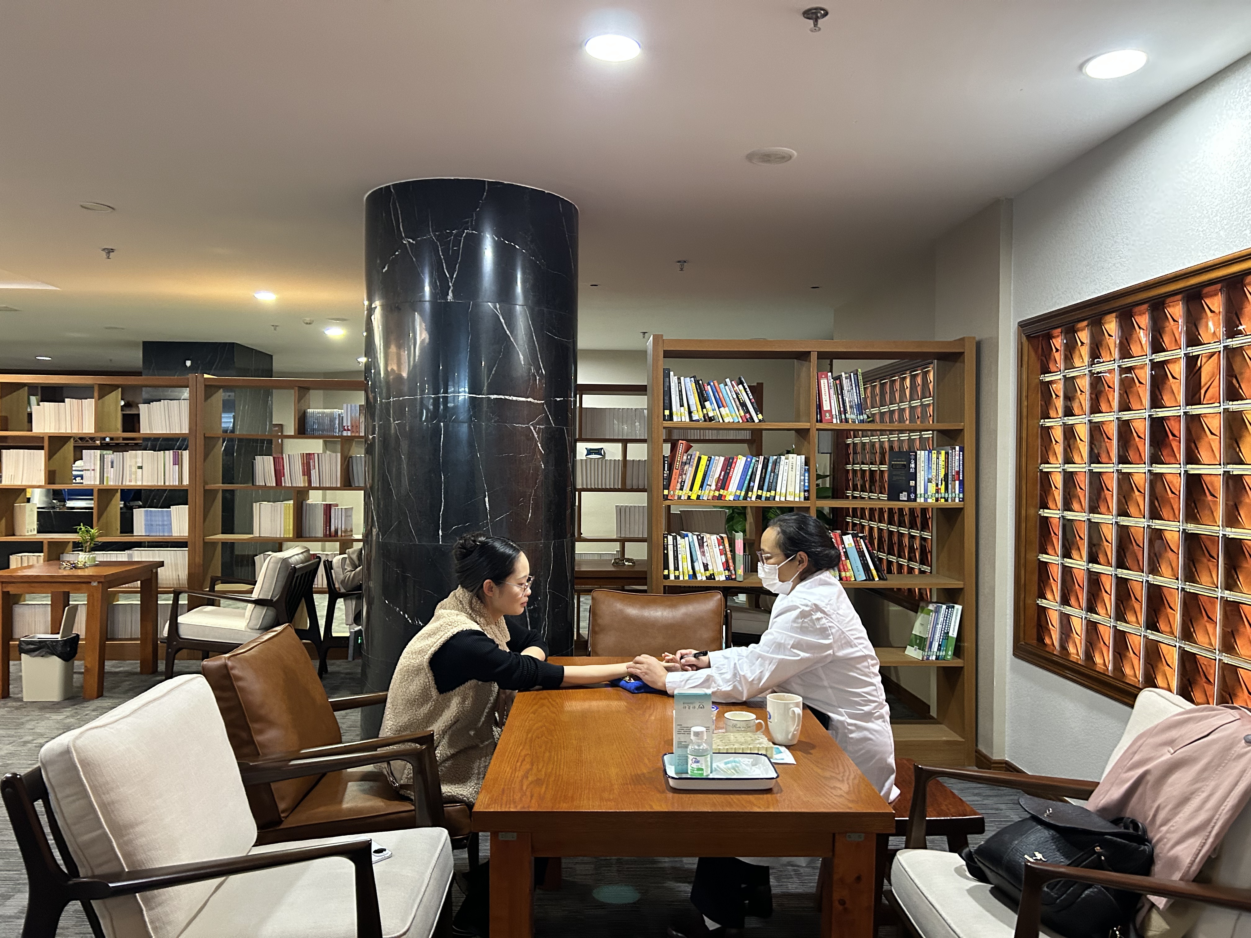 ��ҳ| �Ƿ�����2121�����ٷ���վ