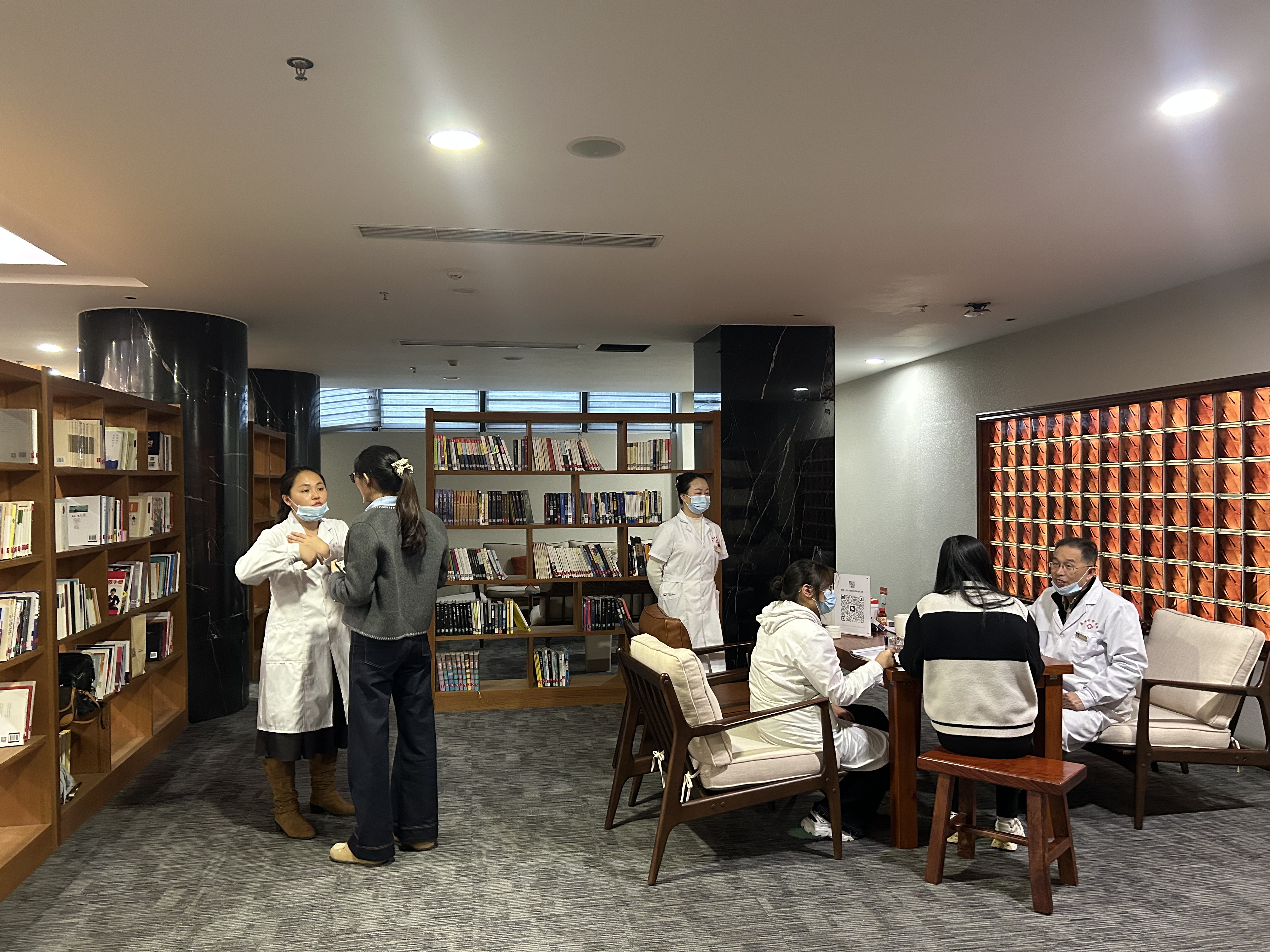 ��ҳ| �Ƿ�����2121�����ٷ���վ