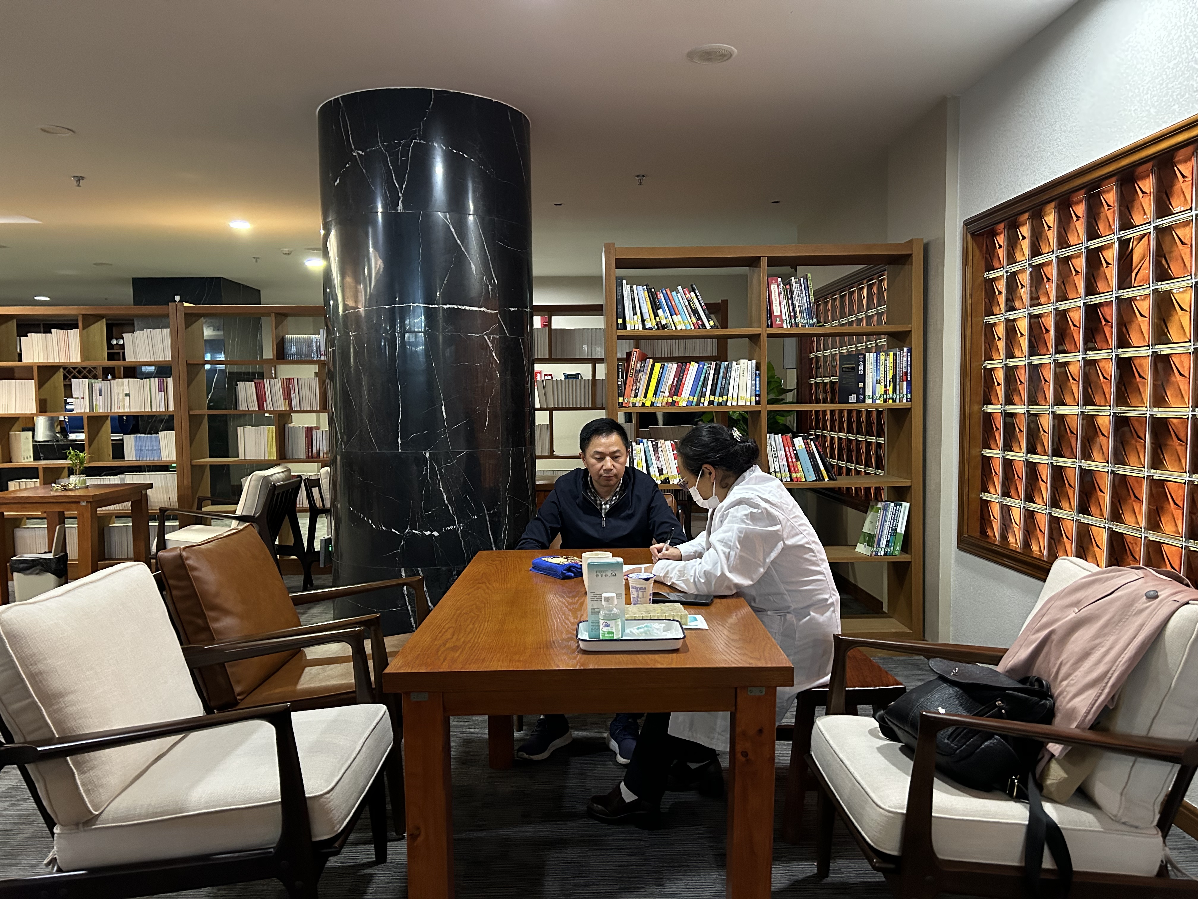 ��ҳ| �Ƿ�����2121�����ٷ���վ